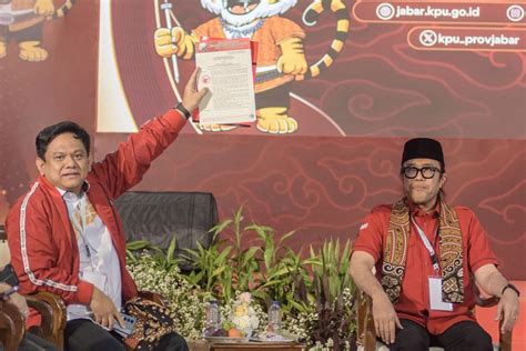 Profil Jeje Wiradinata dan Ronal Surapradja yang Diusung PDIP .